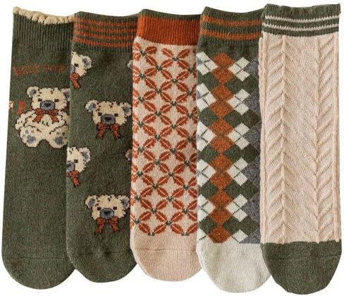 5/10 Pairs Wool Socks for Women Thick Knit Cozy Vintage Cute Animal Floral Crew Socks in Kuwait