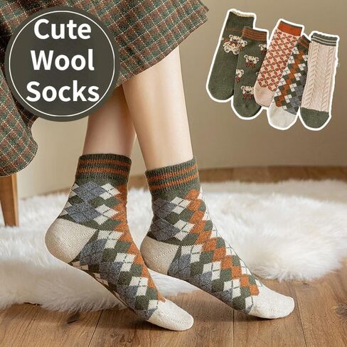 5/10 Pairs Wool Socks for Women Thick Knit Cozy Vintage Cute Animal Floral Crew Socks in Kuwait