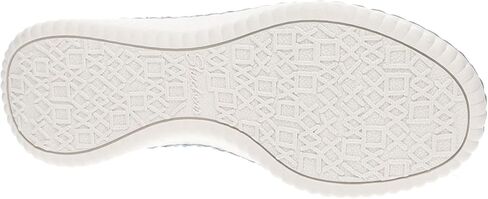 Skechers Wilshire Wilshire Blvd-Knit Sail Sneaker in Kuwait