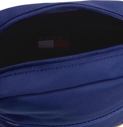 حقيبة Crossbody اليومية اليومية Tommy Jeans مع سحاب وحزام قابل للتعديل in Kuwait