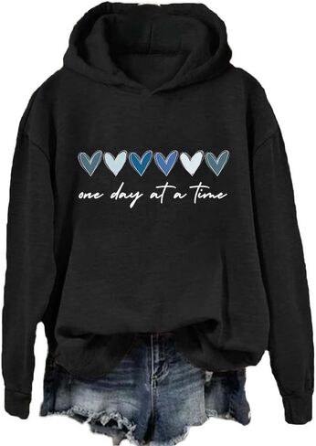 يوم واحد في وقت هوديي نساء الصحة العقلية هوديي ونقلت قلب طباعة القلب هوديي pullover in Kuwait