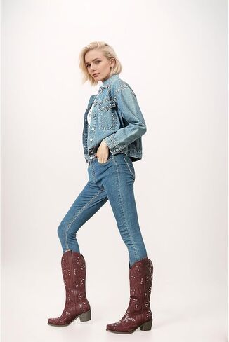 Cowboy Boots Women Leather Embroidery Ladies Square Toe Western Cowgirl Boots in Saudi Arabia