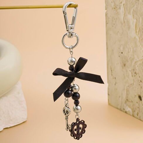 Gothic Horror Skull Halloween Keychain - Cross Pumpkin Ghost Key Chains Halloween Gifts for Women Men DIY Jewelry in Kuwait
