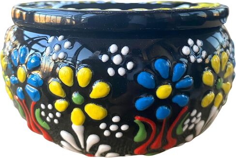 Handmade Black Ceramic Cigarette Ashtray with Lid - Windproof, for Indoor and Outdoor Use, Elegant Home and Office Decoration in Saudi Arabia