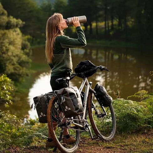 زجاجة مياه من التيتانيوم سعة 1500 مل/52.8 أونصة سائلة، زجاجة مياه رياضية خفيفة للغاية مضادة للتسرب للاستخدام في الهواء الطلق، زجاجة رياضية للتخييم والتنزه سيرًا على الأقدام وترطيب EDC in Kuwait