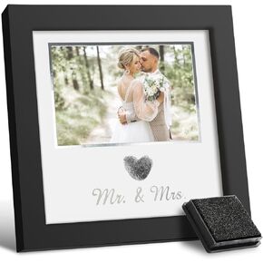 Heart Thumbprint Wedding Picture Frame مع مجموعة الحبر ، هدايا المشاركة للأزواج الذين يتذوبون في سجل الزفاف ، هدايا دش الزفاف الشخصية للسيد والسيدة Newlywed (أبيض)
