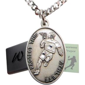 Westmon Works Lacrosse Medal Necklace للرجال مع St Sebastian Pewter Medallion سلسلة من الفولاذ المقاوم للصدأ مجموعة معبدة مع بطاقة الصلاة تعبيرات المجوهرات المتميزة للرياضيين