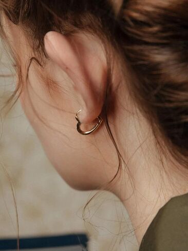 925 sterling Silver Heart Hooop أقراط للنساء الفتيات الصغيرات على شكل قلب على شكل أقراط غضروف من الغضروف Hypoallergenic Huggies Higugs for Jewelry Gifts in Kuwait