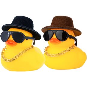 2Pack Duck Car Dashboard Decorations - حلي سيارة بطة مطاطية مع قبعة صغيرة وقلادة ونظارات شمسية - الاستخدام اليومي