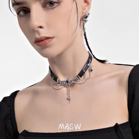Fashionable black leather collar Gothic personality wing collar punk style pendant female choker in Saudi Arabia