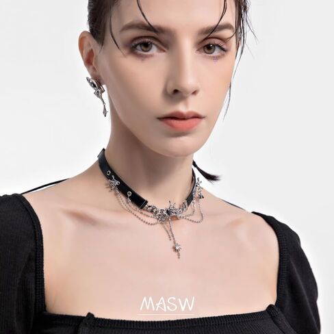 Fashionable black leather collar Gothic personality wing collar punk style pendant female choker in Saudi Arabia