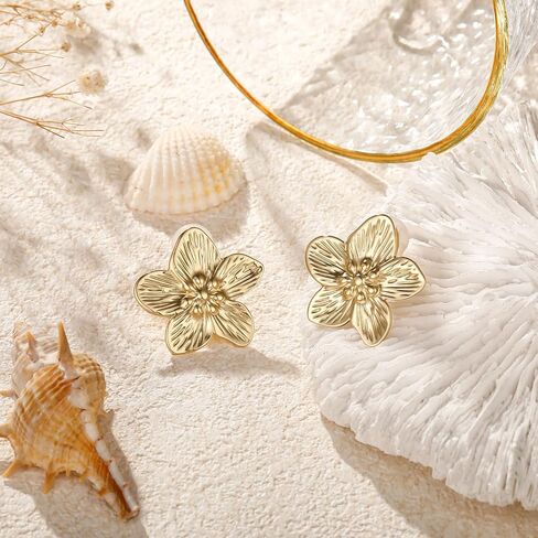 Clip on Earrings for Women Hypoallergenic Clip on Earrings for Women Statement Flower/Starfish/Shell Earrings Beach Accessories Jewelry for Womens Non Pierced Earring in Saudi Arabia