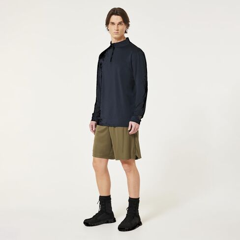 Oakley Men's Standard Issue Core 7" Short in Kuwait