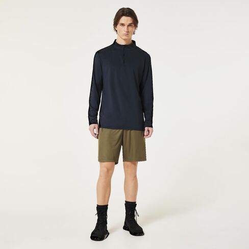 Oakley Men's Standard Issue Core 7" Short in Kuwait