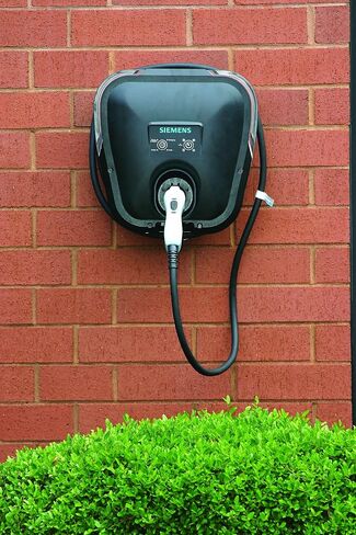 Siemens VC30BLKB 30-Amp Bottom Fed VersiCharge Electric Vehicle Charger in Saudi Arabia