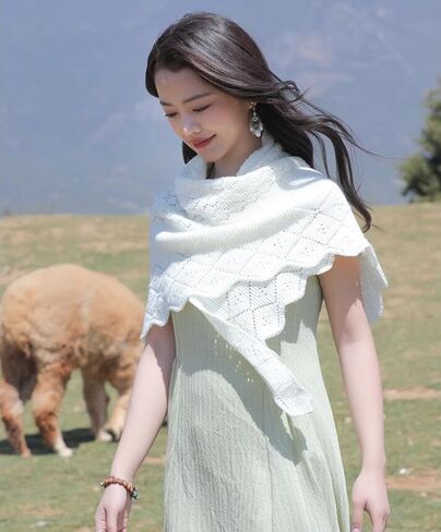 Triangle Knitted Scarf Hollow Out Shawls and Wraps Lightweight Scarves for Year-round in Saudi Arabia