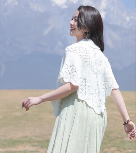 Triangle Knitted Scarf Hollow Out Shawls and Wraps Lightweight Scarves for Year-round in Saudi Arabia