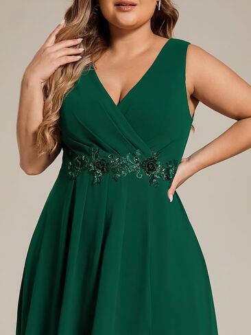 Ever-Pretty Plus Women's V Neck Applique Chiffon Pleated Sleeveless Midi Plus Size Cocktail Party Dresses in Kuwait