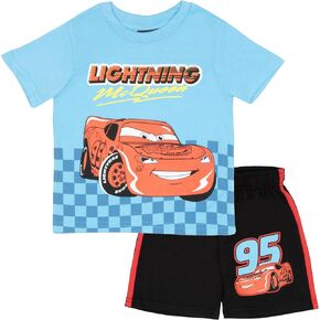 مجموعة ديزني سيارات Lightning McQueen Boys من قطعتين ، وقميص قصير الأكمام وملبة شورتات للزيت للأطفال