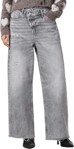 Women's AKI Crossover Jean in Saudi Arabia