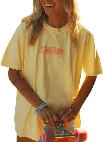 Vintage Oversized Flower Graphic Tees Cute Surfboard Palm Baggy T-Shirts Summer Preppy Beach Tops Teen Girls Clothes in Saudi Arabia