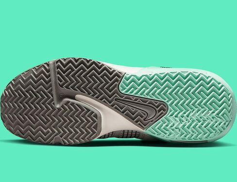 NIKE Men's Sneaker Three Quarters Tall in Saudi Arabia