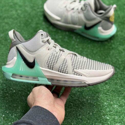 NIKE Men's Sneaker Three Quarters Tall in Saudi Arabia