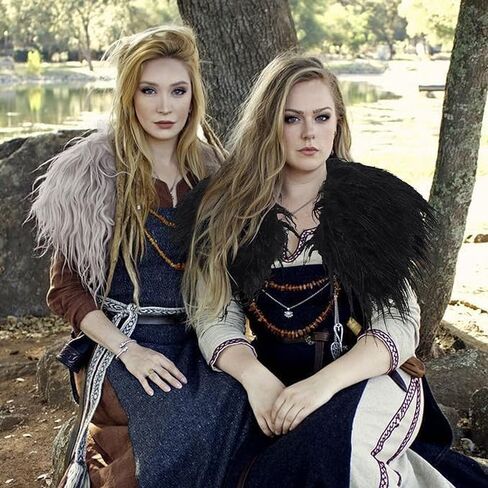 Junova Faux Woolen Fur Collar Shoulder Wrap Warrior Cape for Women LARP Halloween Costumes in Saudi Arabia
