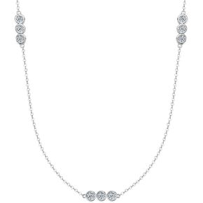 قلادة قلادة من 3 أحجار للنساء ، 0.9CTTW D COLL MOISSANITE LENDANT 925 Sterling Silver Distrable ، هدايا مجوهرات أنيقة للزوجة أو أمي