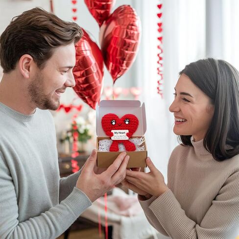 Gifts for Him Her Boyfriend Girlfriend Pocket Hug Heart with Positive Emotional Card Handmade Crochet Heart Doll for Valentine Boyfriend Girlfriend Couples (HeartShape-Red) in Saudi Arabia