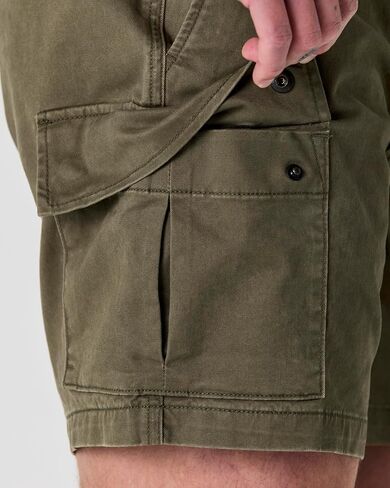 Huckberry Flint and Tinder 365 Cargo Short - 7" Inseam Mens Shorts in Kuwait