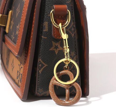 سلسلة مفاتيح سحر حقيبة Pretzel للنساء - سلسلة مفاتيح ، إكسسوارات حقيبة يد محفظة لطيفة - هدايا مجوهرات الاتجاهات النسائية in Kuwait