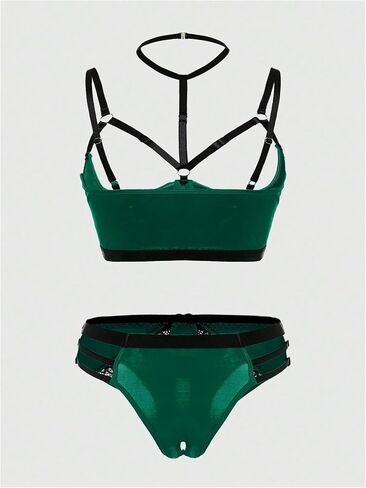 SOLY HUX Women's Plus Size Lingerie Sexy Gothic Lace Sheer Crotchless Panties and Bra Set in Saudi Arabia