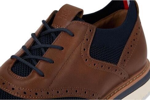Tommy Hilfiger Men's Varan Oxford in Saudi Arabia