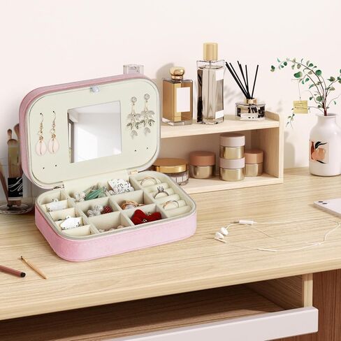 صندوق مجوهرات الفانيلا ، علبة مجوهرات السفر مع المرآة ، سفر منظم المجوهرات الصغيرة المحمولة لأقراط مسمار ، حلقات ، قلادات ، أساور ، 6.3 "× 4.5" × 2 "، الأخضر in Kuwait