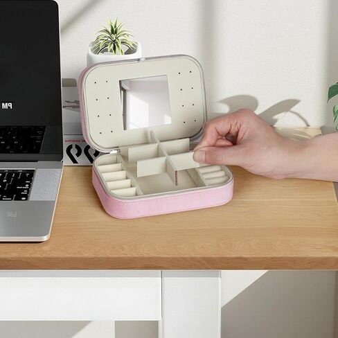 صندوق مجوهرات الفانيلا ، علبة مجوهرات السفر مع المرآة ، سفر منظم المجوهرات الصغيرة المحمولة لأقراط مسمار ، حلقات ، قلادات ، أساور ، 6.3 "× 4.5" × 2 "، الأخضر in Kuwait