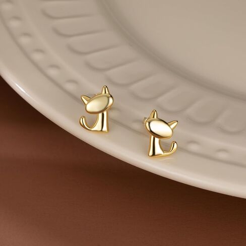 SLUYNZ 925 Sterling Silver Cat Stud Earrings for Women Teen Girls Cute Cat Earrings Studs Animal Earrings Cat Jewelry for Cat Lovers in Saudi Arabia