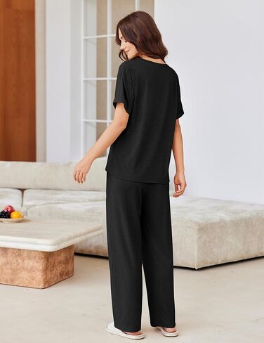 بيجامات Ekouaer للنساء مجموعة 2 قطعة قصيرة الأكمام مع السراويل الطويلة ضد الرقبة ناعمة PJS صالة عرضية مع جيوب in Kuwait