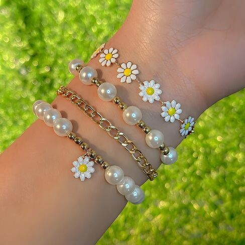 Daisy Flower Bracelets 4Pcs Pearl Beaded Flower Bracelet Gold Boho Daisy Layered Bracelet Set Blossom Bracelets Jewelry for Women in Saudi Arabia
