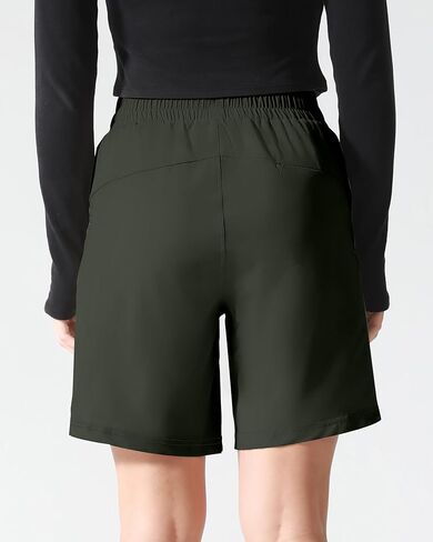 شورت رياضي نسائي مقاس 7 بوصات للتمارين الرياضية وخفيف الوزن وسريع الجفاف وجيوب مبطنة in Kuwait