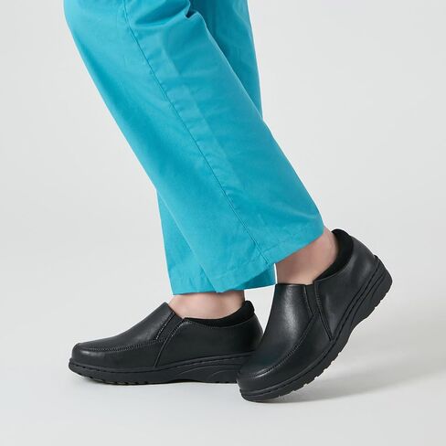 Women's Slip On Extra Wide Width Work Shoes Lightweight Slip Resistant Waterproof Food Service Comfortable Nurse Shoes in Saudi Arabia