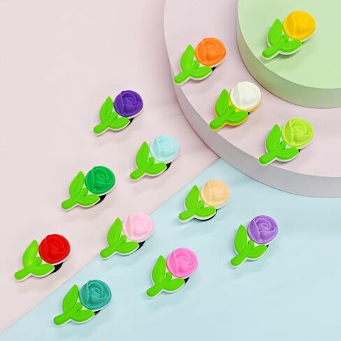 13pcs 3d Flower Bogg Bags Charms ، 15 مسلسلات مختلفة ، ملحقات سحر ملونة زخرفية لتخصيص حقيبة حمل الشاطئ الجنوبية ، هدايا النساء in Kuwait