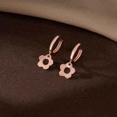 Sluynz Solid 925 Sterling Silver Flower Hooop أقراط للنساء المراهقات اللطيفات الزهرة الأبعاد أقراط Huggie in Saudi Arabia