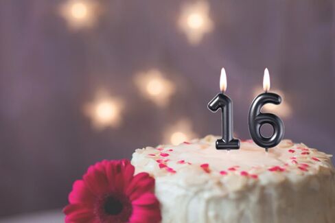 2.35 Inch Gold 16 & 61 Birthday Candles, 3D Diamond Number 16th & 61st Cake Topper for Boys Girls Birthday Party Decorations Theme Party in Saudi Arabia