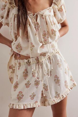 NUFIWI Women Floral Babydoll Tops 2 Piece Lounge Sets Square Neck Puffy Short Sleeves Peplum Shirt and Shorts Pajams Suits in Saudi Arabia