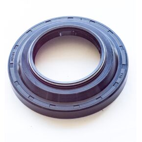 Shaft Seal for Motor Carrier, 6705847 for Bobcat 753, 763, 773, 645, 742, 743, 751, 753, 763, 773, 7753, S130, S150, S160, S175, S185, S205, S510, S530, S550, S570, S590, S595