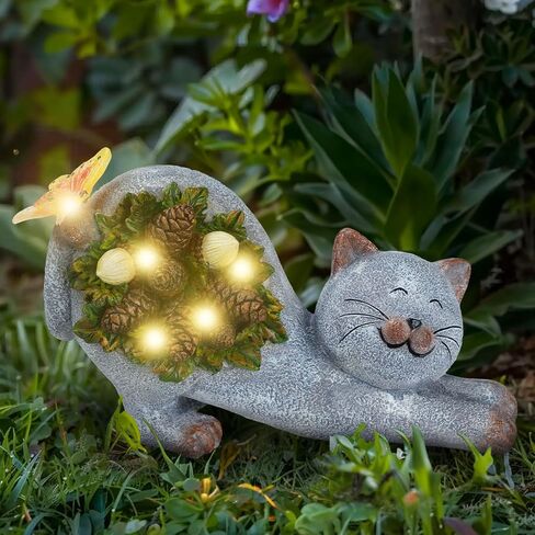 Cardinal Statue Bird Stand On The Pine Cone Sculpture Resin Handmade Crafts for Garden Outdoor Yard Patio Lawn Decoration Christmas Ornaments in Saudi Arabia