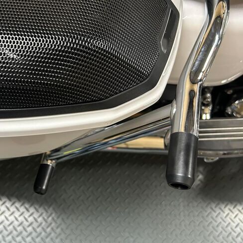 chrome chrome saddlebag guard barks saddlebag bars مع نهايات مطاطية لإكسسوارات الدراجات النارية المتوافقة مع Harley Touring 2009-2024 in Kuwait