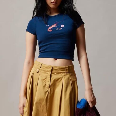 Y2K White Baby Tees for Women Cute Graphic Printed Crop Top Vintage Aesthetic Summer T Shirt for Teen Girls in Kuwait