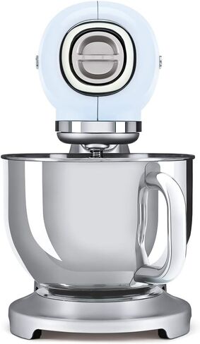 خلاط بحامل أحمر ريترو من Smeg 50 in Saudi Arabia